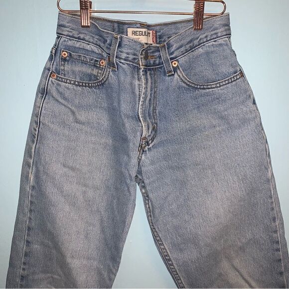 Vintage 505 Levi’s Straight Legged Crop Jeans - Picture 2 of 8